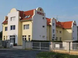 Főnix Hotel