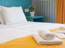 Room Room Motel