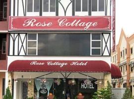 마사이에 위치한 호텔 Rose Cottage Hotel Bandar Seri Alam