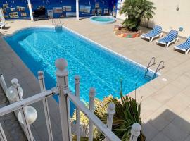 팔라바 레 플로에 위치한 호텔 Amerique Hotel Palavas - Piscine - Plage