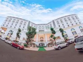 Duc Huy Grand Hotel