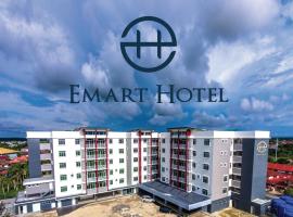 미리에 위치한 호텔 Emart Hotel (Riam)