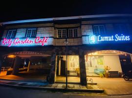 루무트에 위치한 호텔 Lumut Suites