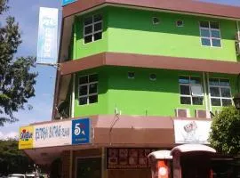 HOTEL RK CAHAYA