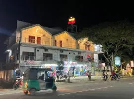 Thisha Hotel