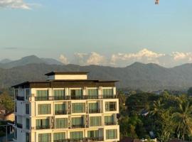 방비엥에 위치한 호텔 VANG VIENG TOPVIEW HOTEL