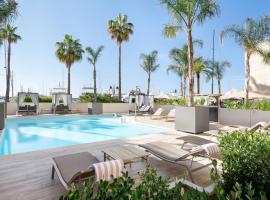 카프다일에 위치한 호텔 Riviera Marriott Hotel La Porte De Monaco