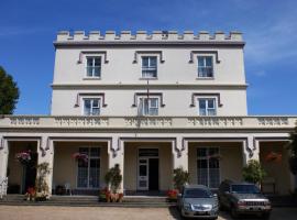 Grange Lodge Hotel, cheap hotel in Saint Peter Port