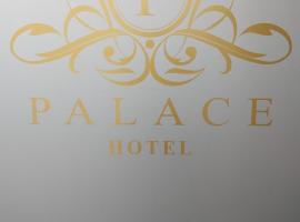로비고에 위치한 호텔 Hotel Palace