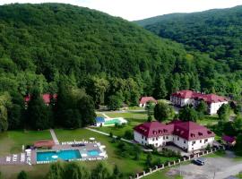 Bogolvar Retreat Resort, hotel sa Antalovtsi
