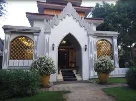 Shwe Yee Pwint Hotel