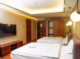 Taij Business Hotel