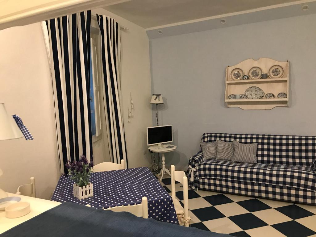 Light Blue Guest House ad Alghero - Appartamento centrale