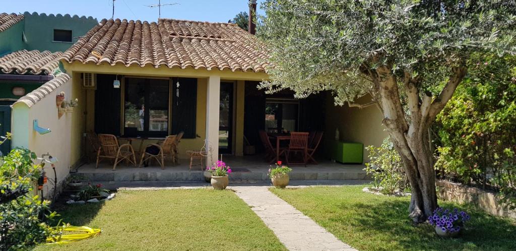 Casa del Riccio a Villasimius - Lussuosa Villa con Piscine