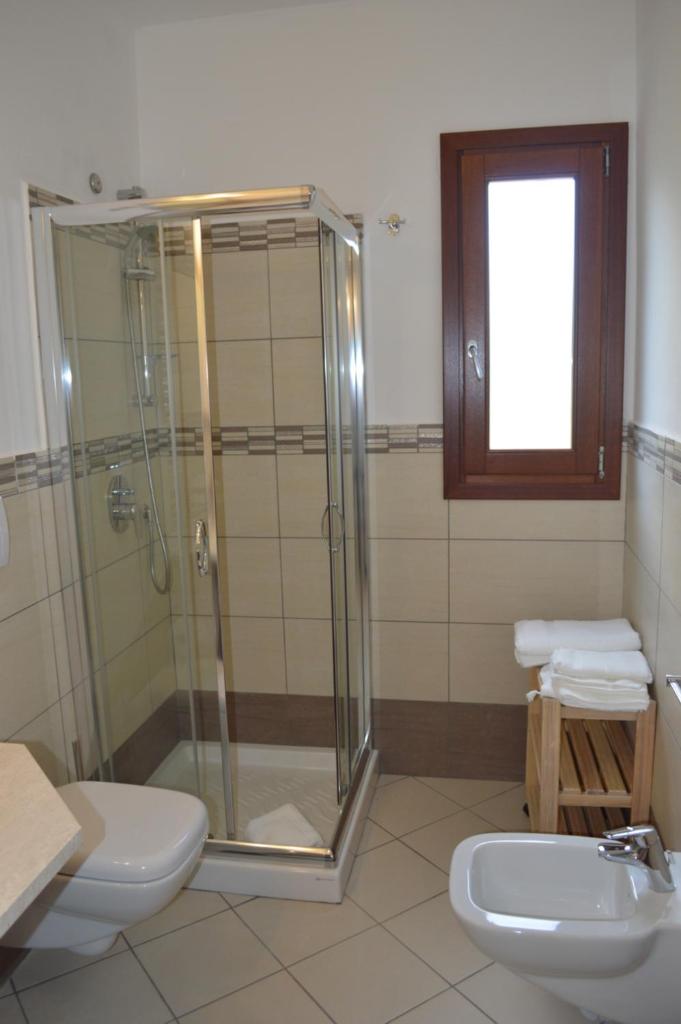 Guest Rooms a San Teodoro - Accogliente B&B Centrale