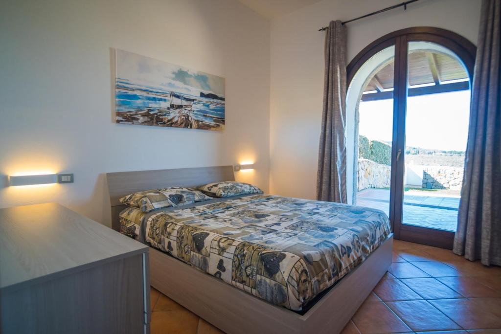 GREEN HILL ad Alghero - Accogliente Villa con Giardino