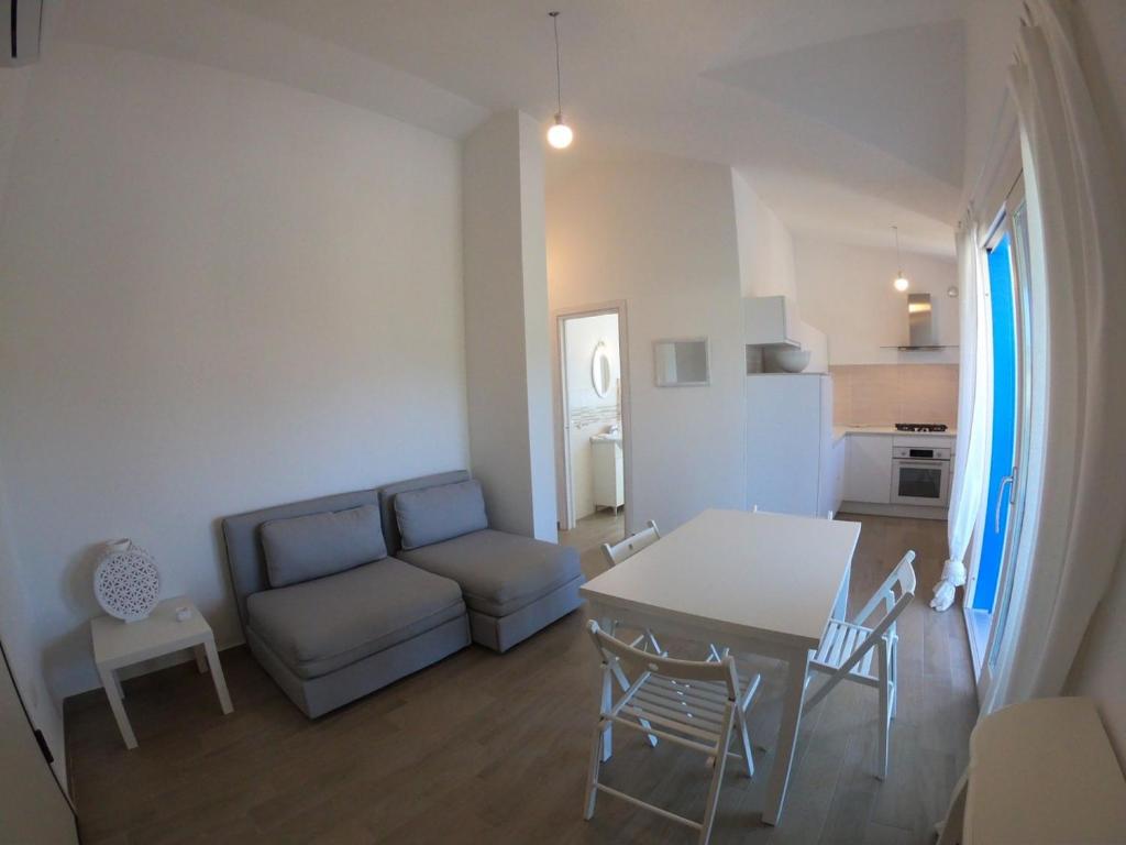 Villino Blu Mare a San Teodoro - Spazioso Appartamento