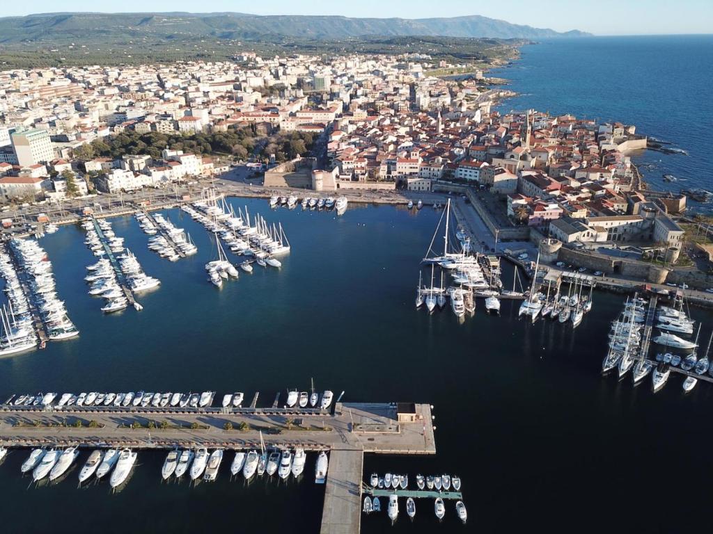 La Posidonia ad Alghero - Affittacamere con vista sul porto