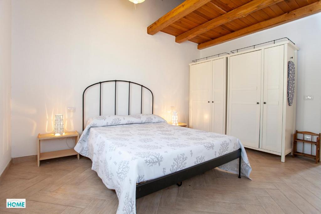 Villino Bianco a San Teodoro - Accogliente Appartamento