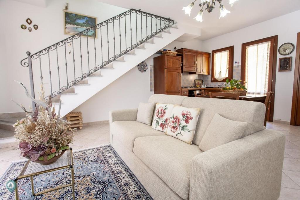 Villino Bordeaux a San Teodoro - Incantevole Casa Vacanze