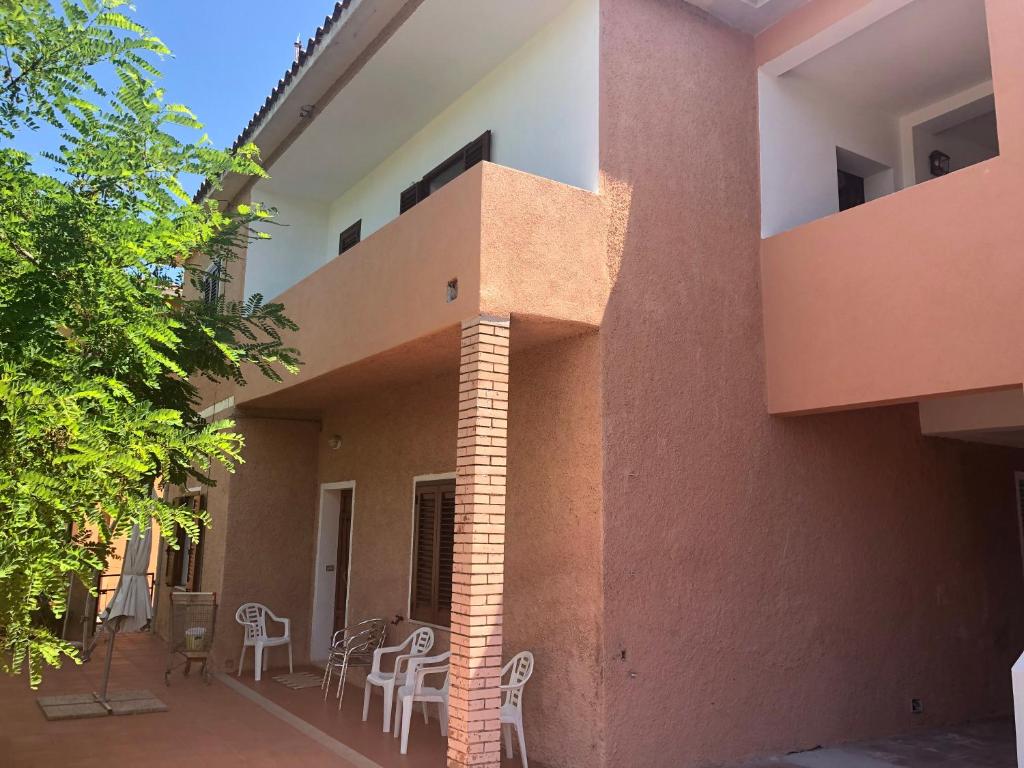 Azzurra a San Teodoro - Spazioso Appartamento Centrale