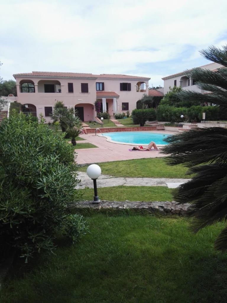 Appartamento Vista Piscina a San Teodoro - Relax garantito