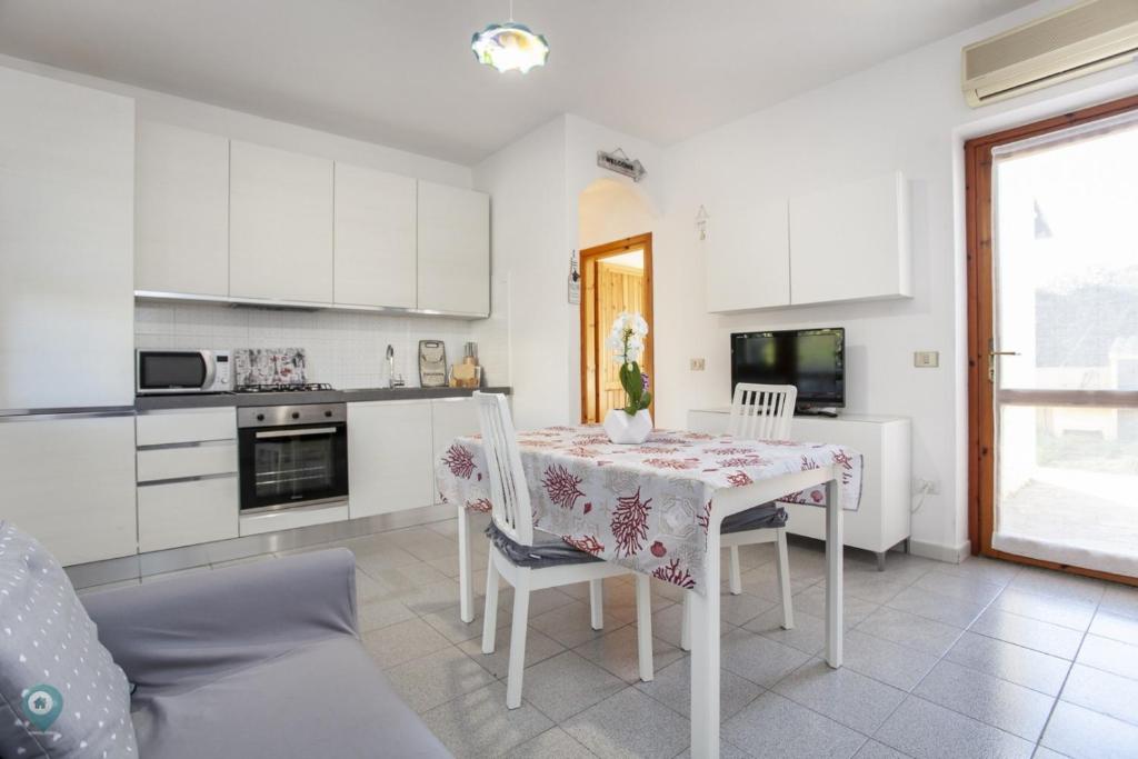 Villino Gramsci a San Teodoro - Vicino a La Cinta