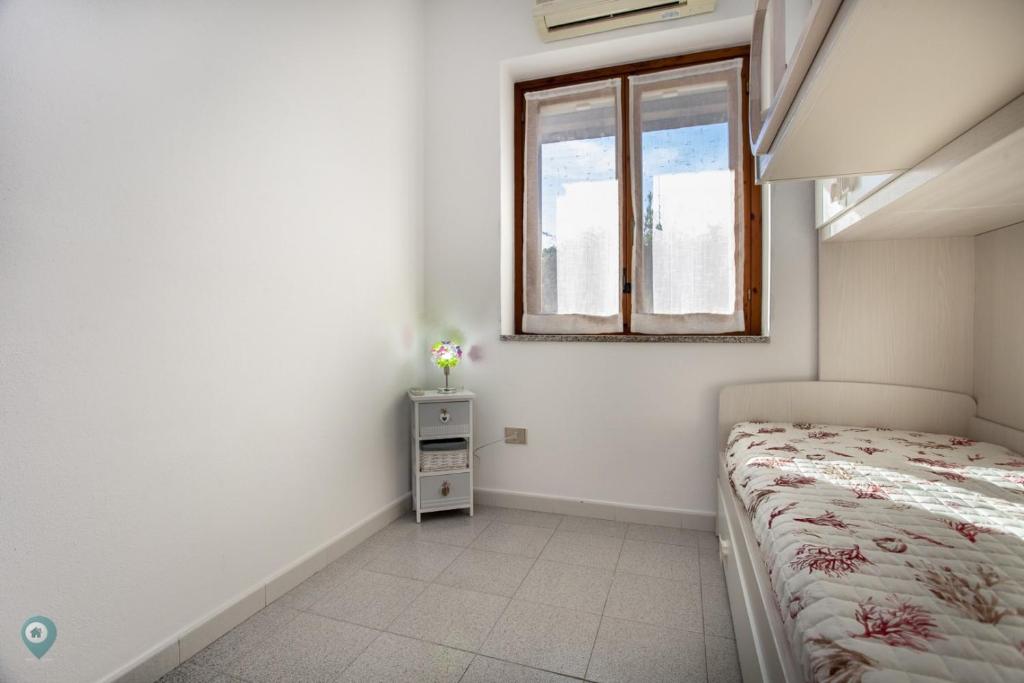 Villino Gramsci a San Teodoro - Vicino a La Cinta