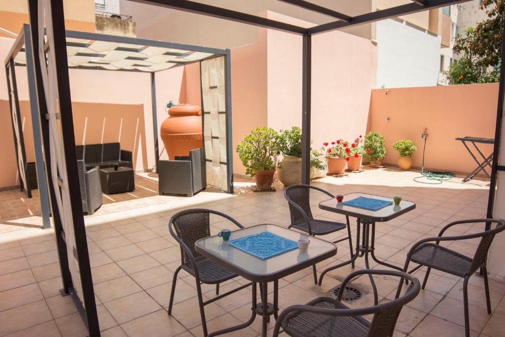 Shardan Guest House ad Alghero - Alloggio con giardino
