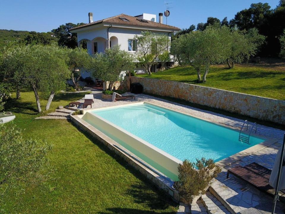 Bon repòs ad Alghero - Incantevole villa con piscina