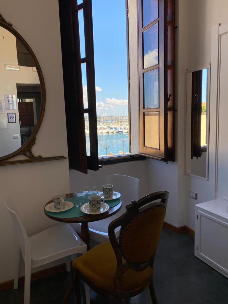 Palazzo Bolasco ad Alghero - Lussuoso apt storico sul porto