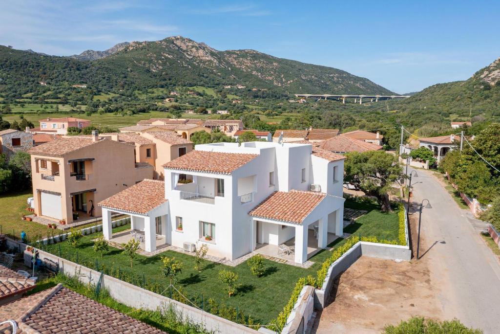 L'Alzoni a San Teodoro - Elegante Guest House Vista Mare