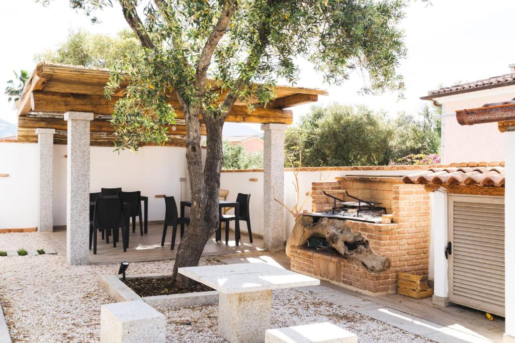 B&B Gonare a San Teodoro - Accogliente Alloggio Centrale
