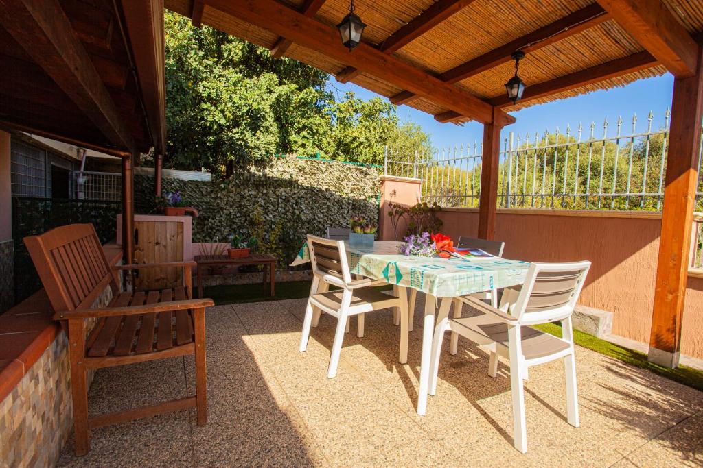 Arcobaleno 2 a Villasimius - Rilassante con piscina