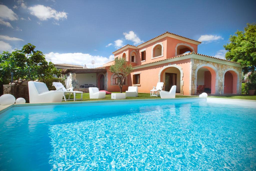 Villa Cedrino - Lussuosa Villa con Piscina Privata