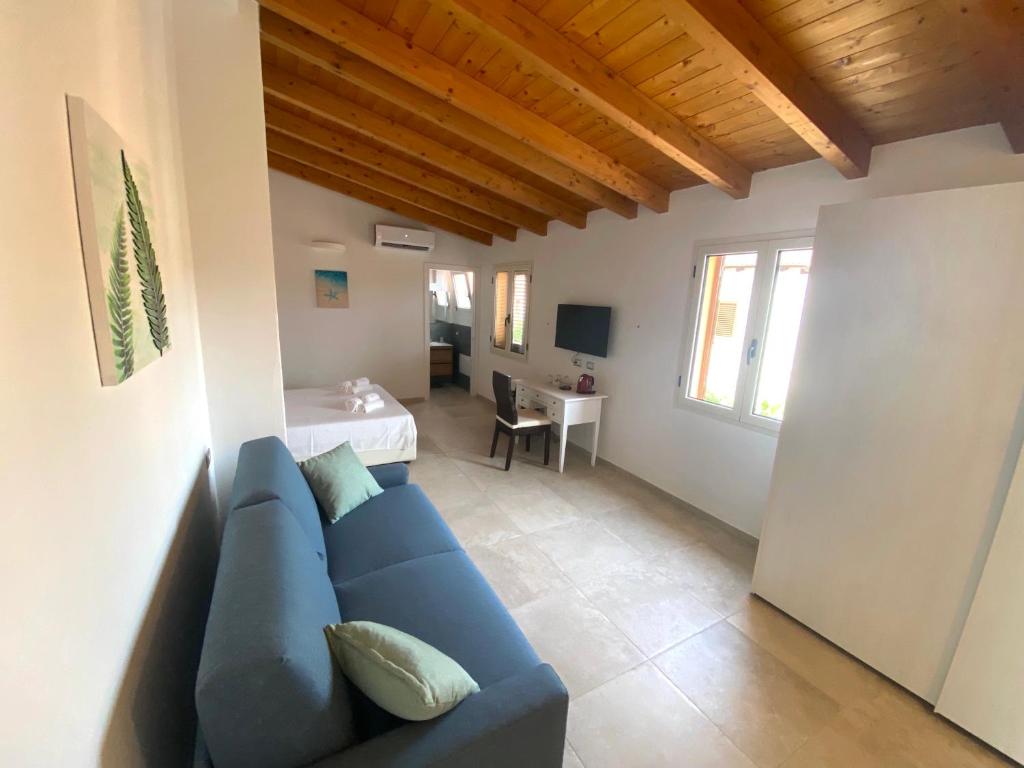 PUNTO ZERO ROOMS a San Teodoro - Nel Cuore del Centro