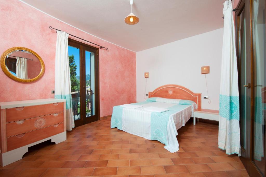 Residence S'Incantu a Villasimius - Relax in Piscina
