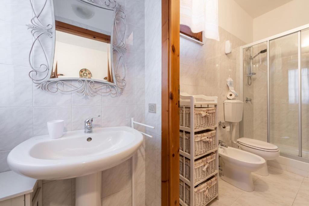 Casa Lilla a Villasimius - Accogliente Casa con Giardino