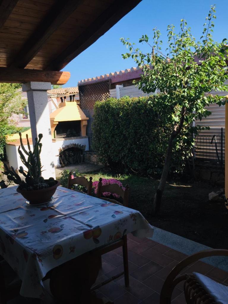 Villa Gisa a San Teodoro - Spaziosa casa con giardino