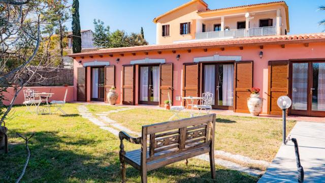 QUADRIFOGLIO a San Teodoro - Camere accoglienti