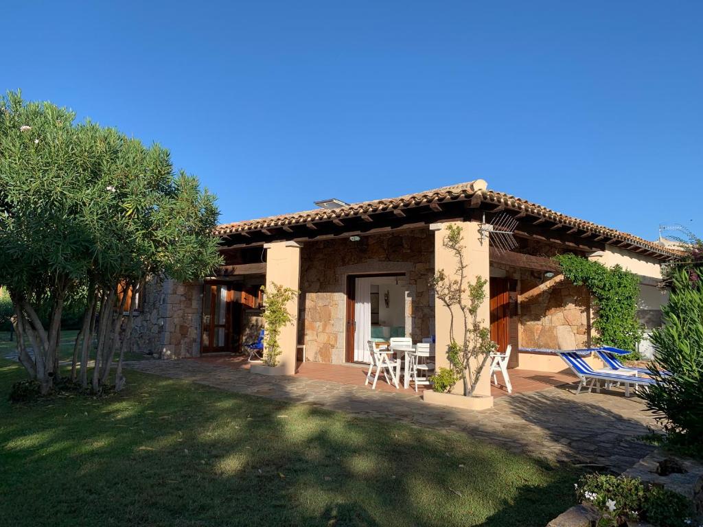 BouganVilla a San Teodoro - Lussuosa villa sul mare
