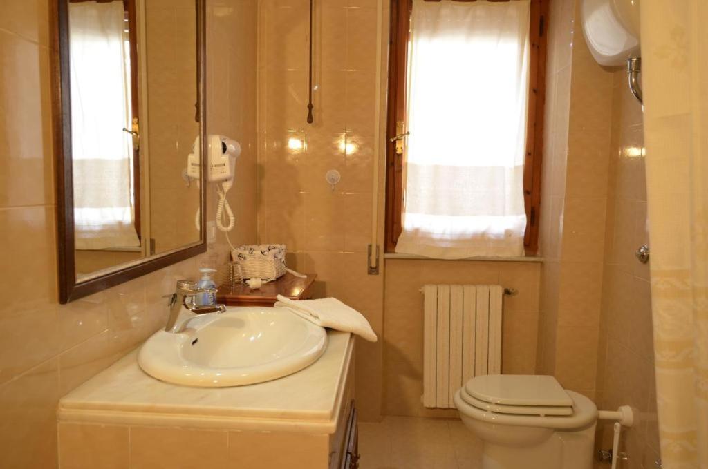 Antonhouse a Alghero - Tranquillo B&B Vicino al Centro