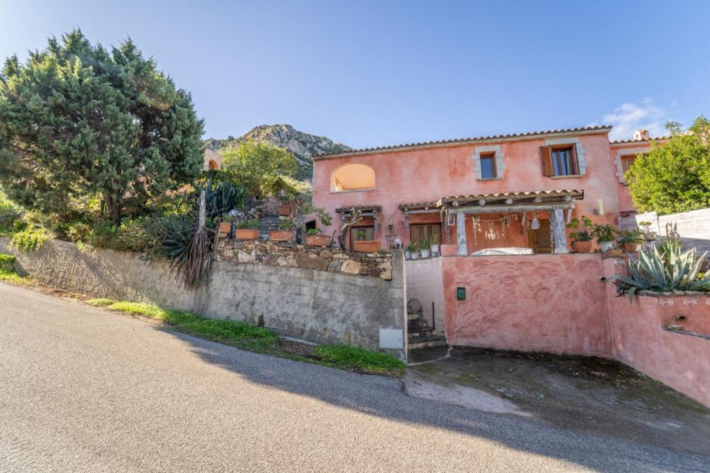 Casa vacanze a San Teodoro - Autentico rifugio con patio