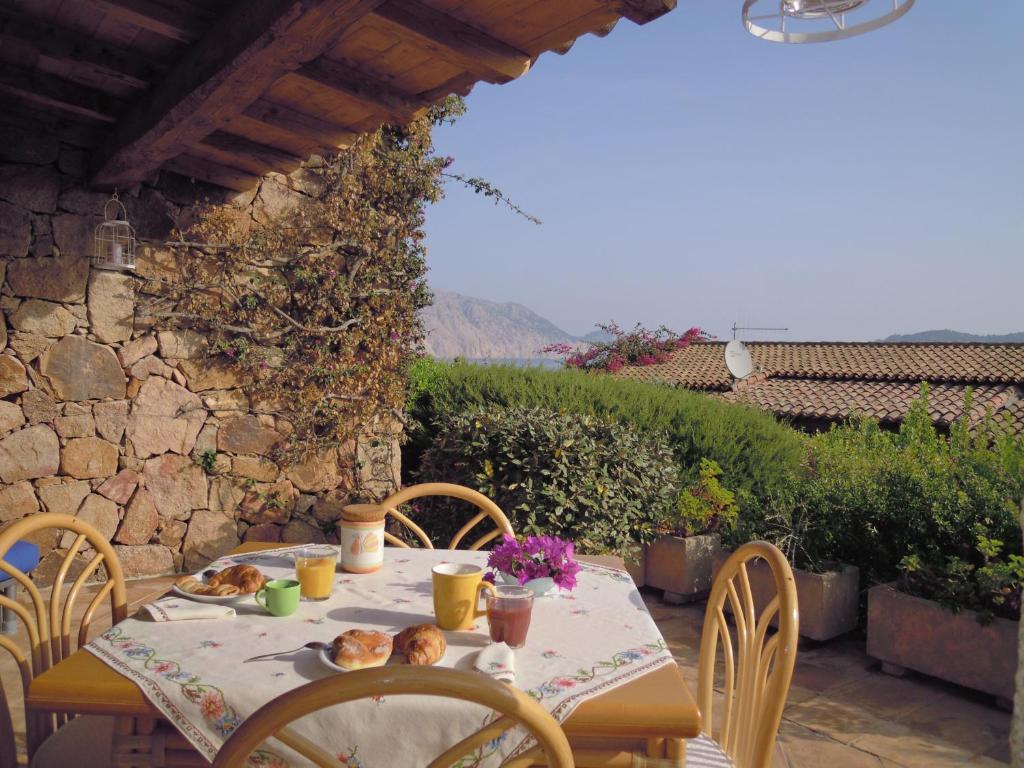 Casa Molara a Monte Petrosu - Vista Mare Mozzafiato