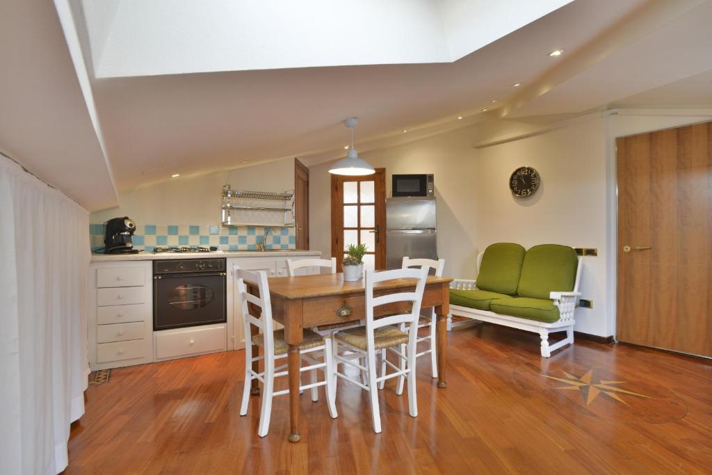 Holiday Alghero - Moderno appartamento a 500m dal mare