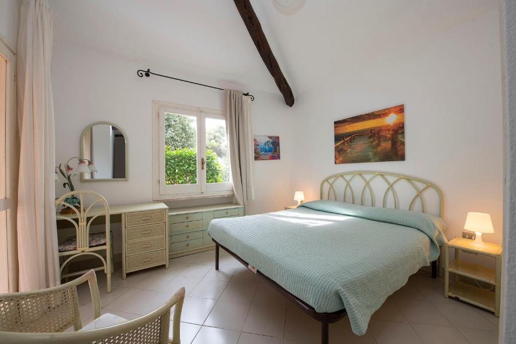 Villa Adelaide a Villasimius - Lussuosa con Solarium e Tennis