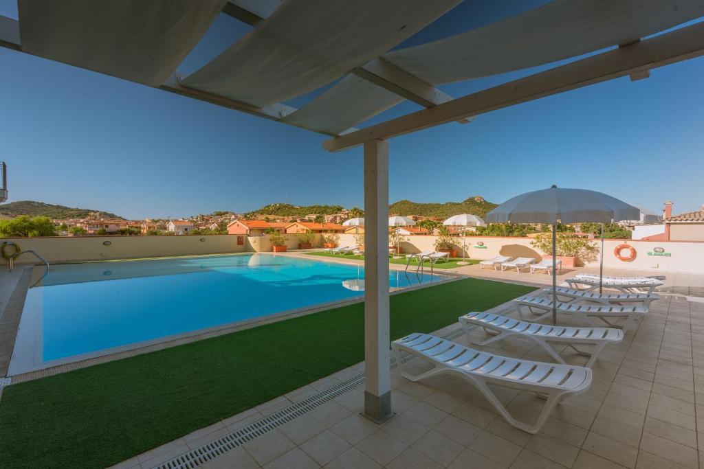 Le Fontane a Villasimius - Appartamenti con Piscina e Comfort