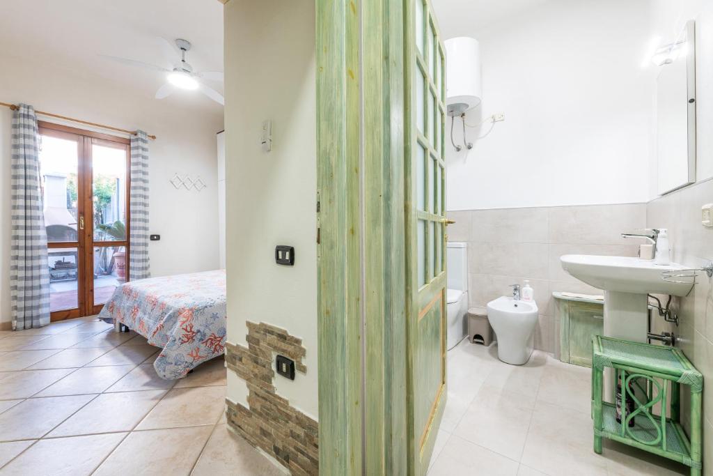 Bellarosa 3 a Villasimius - Incantevole Casa con Giardino