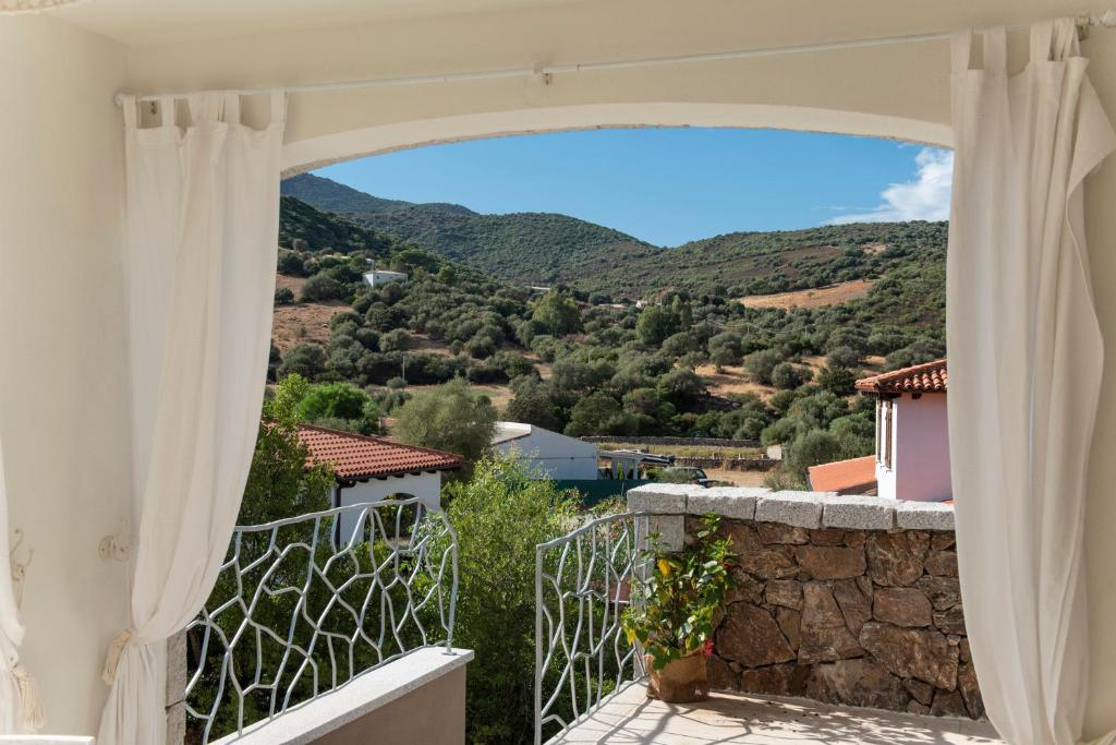 LAMEFATA a San Teodoro - Lussuoso alloggio vista giardino