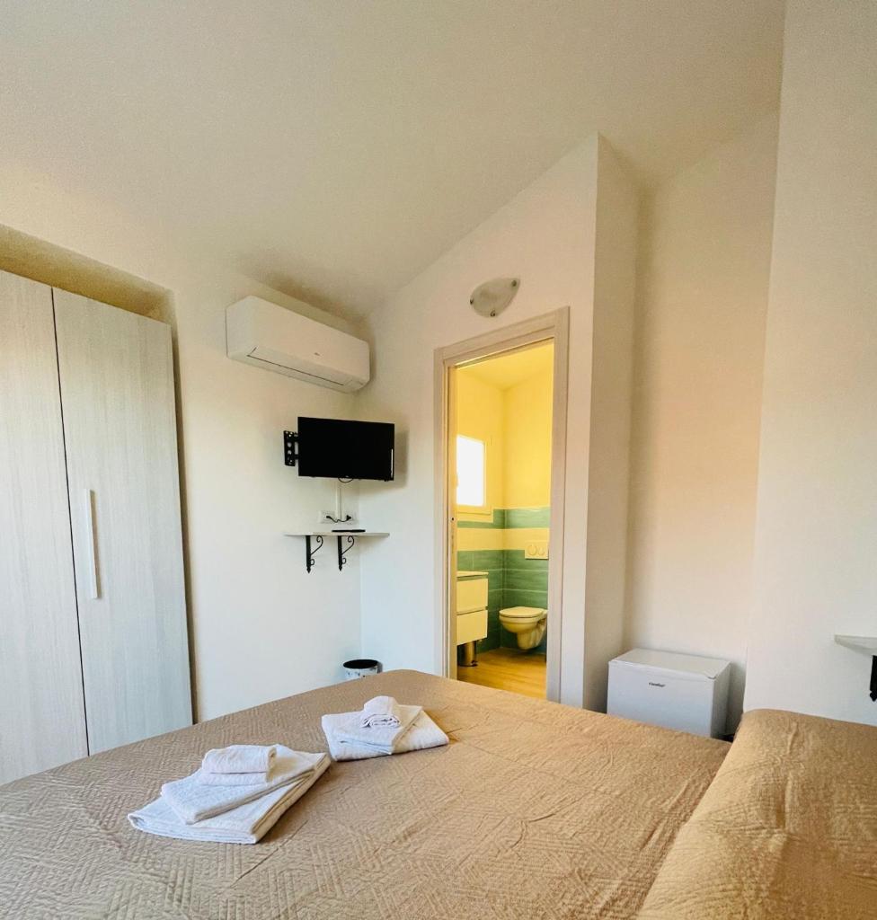 CHRISSO ROOMS a San Teodoro - Accogliente B&B centrale